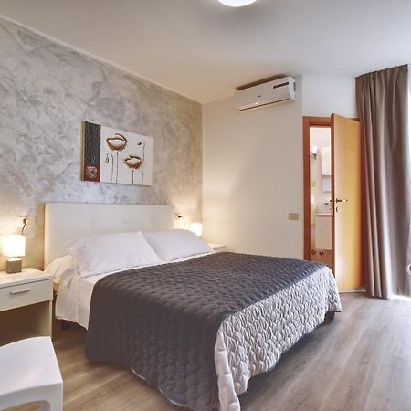 Hotel Augusta Caorle Eksteriør bilde